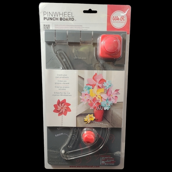 NEW - WE R MEMORY KEEPERS PINWHEEL PUNCH BOARD - Picture 1 of 7